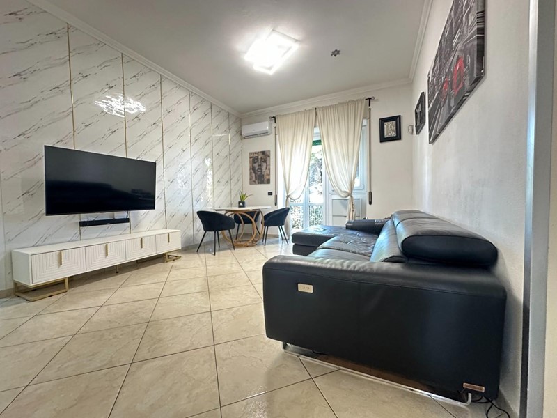 Appartamento in Vendita a Viareggio, 220'000€, 100 m², arredato