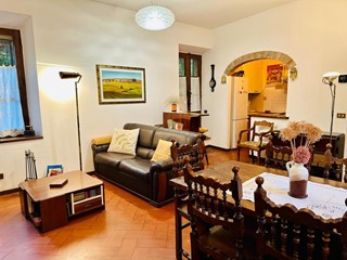 Casa Indipendente in Vendita a Castelnuovo Berardenga, zona Casetta, 250'000€, 96 m², arredato, con Box