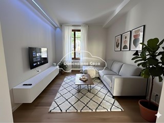 Quadrilocale in Vendita a Lucca, zona San Marco, 330'000€, 85 m², arredato