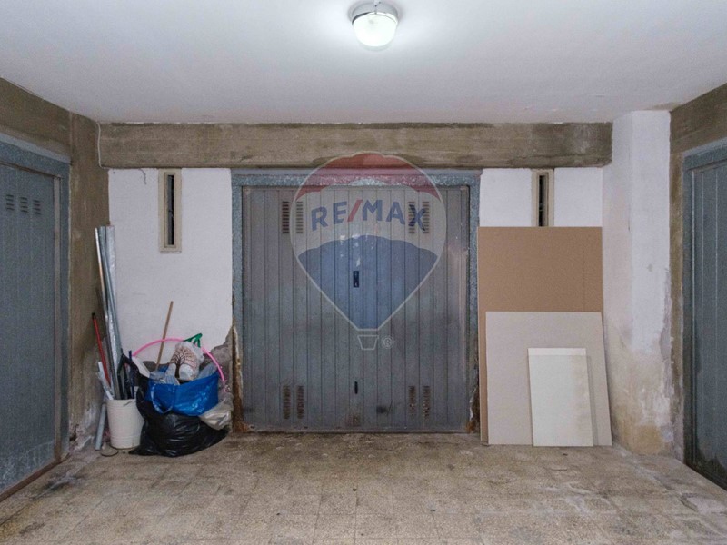 Box in Vendita a Aci Castello, 45'000€, 22 m²
