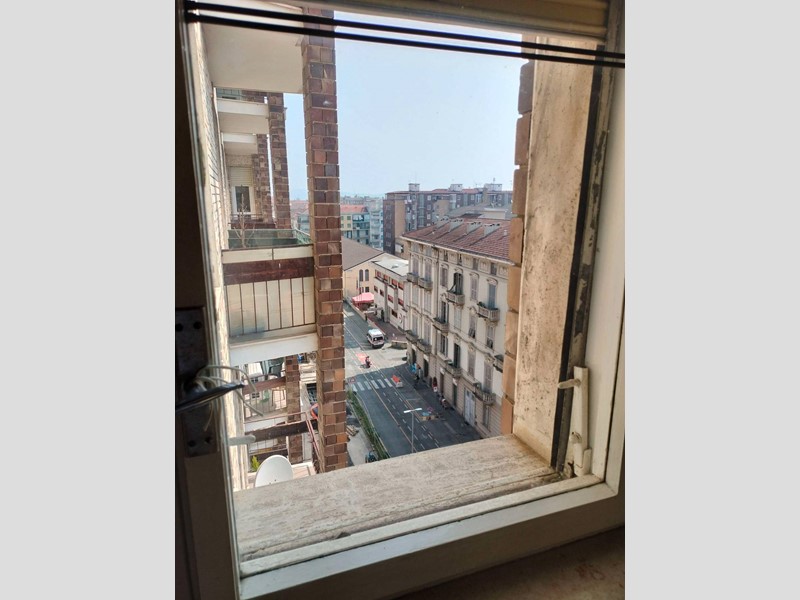 Appartamento in Vendita a Alessandria, 69'000€, 140 m²