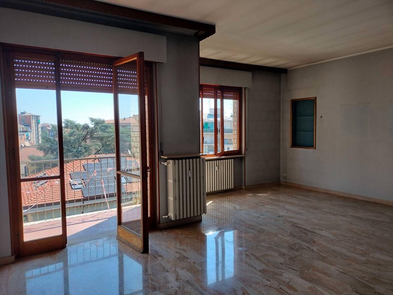 Quadrilocale in Vendita a Alessandria, 89'000€, 110 m²