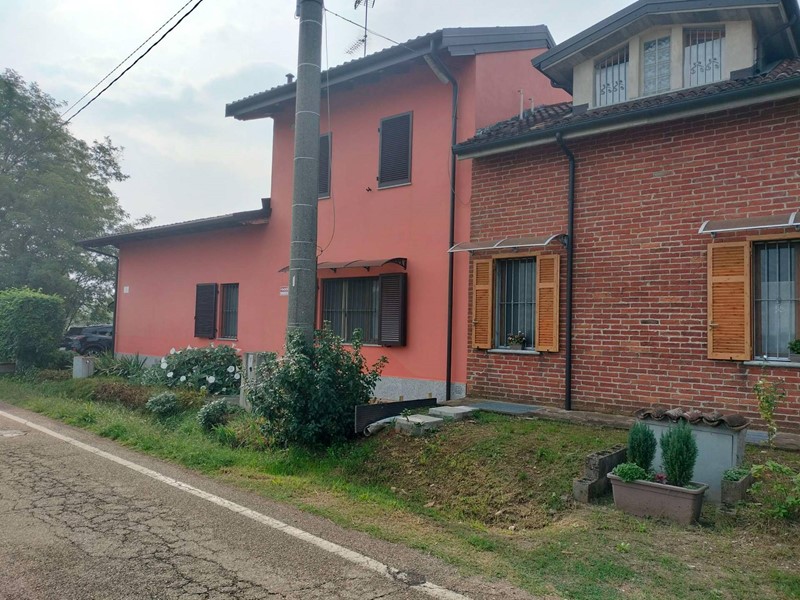 Villetta a schiera in Vendita a Alessandria, 160'000€, 90 m²