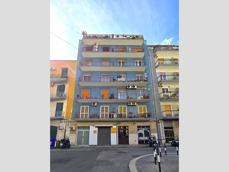 Quadrilocale in Vendita a Bari, 270'000€, 131 m²