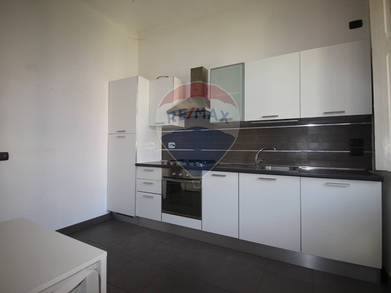 Bilocale in Vendita a Torino, 95'000€, 56 m²