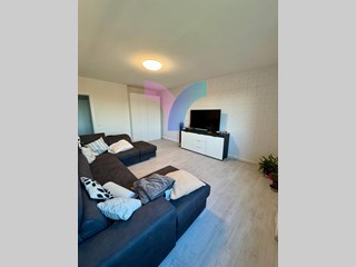 Appartamento in Vendita a Treviso, 180'000€, 130 m², con Box