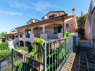 Villetta a schiera in Vendita a Riano, 179'000€, 113 m²
