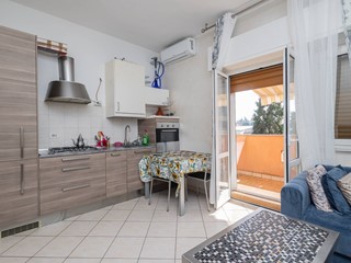 Trilocale in Vendita a Rozzano, 170'000€, 70 m²