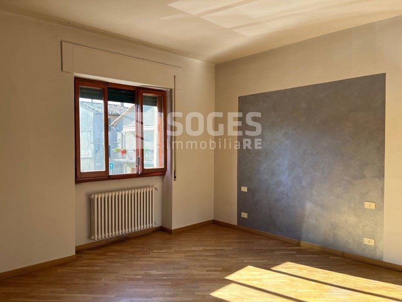 Quadrilocale in Vendita a Castelfranco Piandiscò, 129'000€, 100 m²