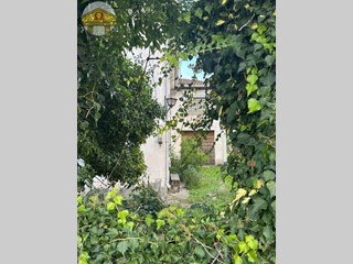 Villa in Vendita a Ponzano Veneto, 270'000€, 360 m²