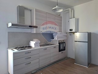 Bilocale in Affitto a Reggello, 600€, 75 m²