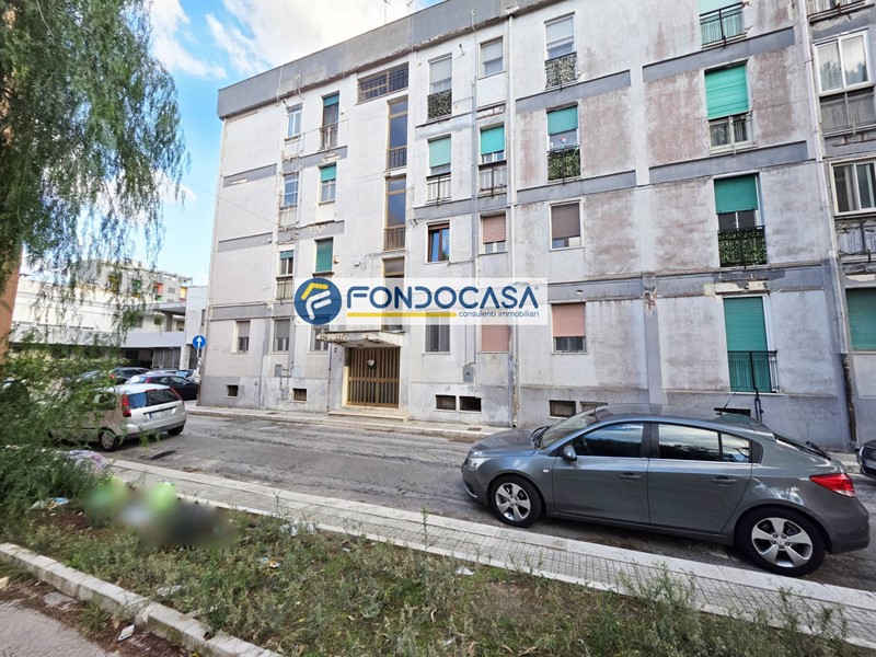 Trilocale in Vendita a Brindisi, 89'000&euro;, 99 m²