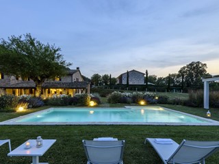 Rustico in Vendita a Cagli, 1'100'000&euro;, 380 m²