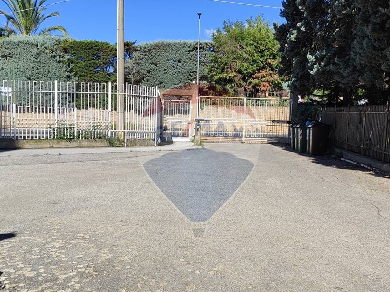 Box in Vendita a Caltagirone, 12'000€, 15 m²