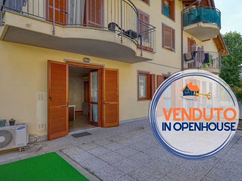 Trilocale in Vendita a Cardano al Campo, 145'000&euro;, 92 m²