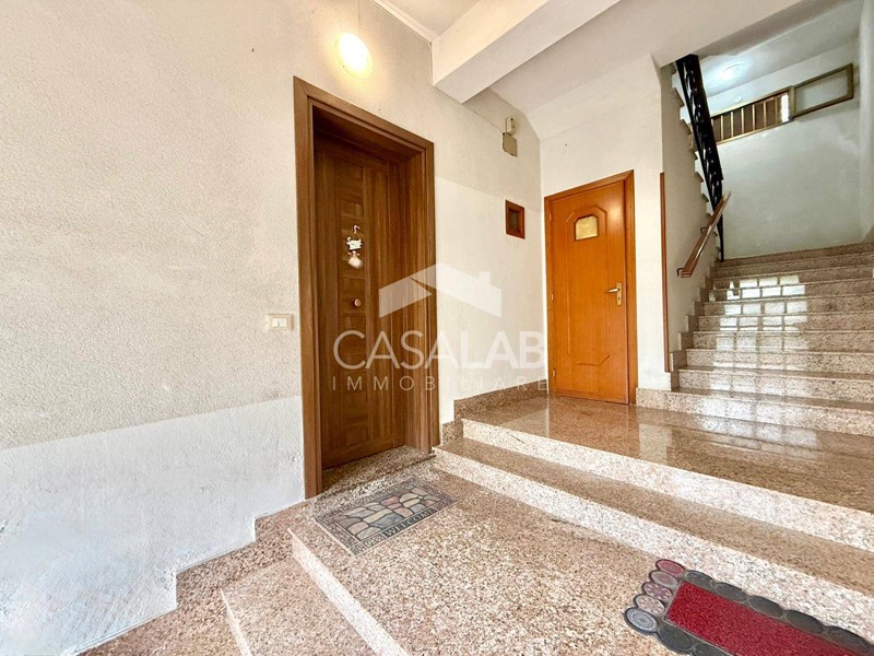 Appartamento in Vendita a Carini, 110'000€, 154 m²