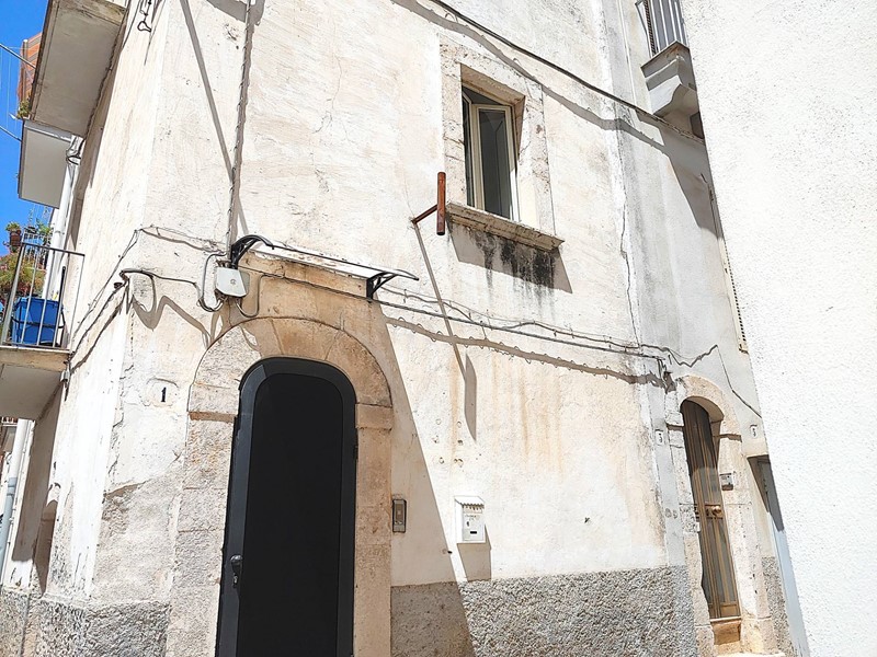 Casa Indipendente in Vendita a Castellana Grotte, 60'000€, 70 m²