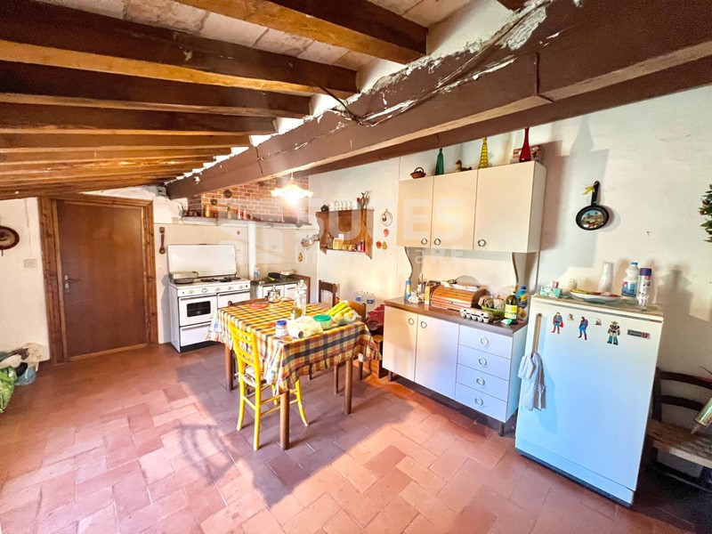 Quadrilocale in Vendita a Cavriglia, 45'000€, 70 m²