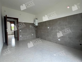 Appartamento in Vendita a Cento, 170'000€, 138 m²
