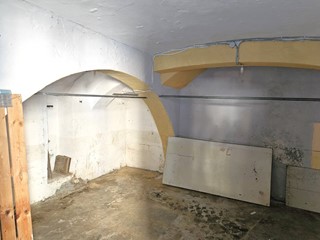 Attività commerciale in Vendita a Genova, 25'000€, 27 m²