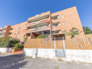 Quadrilocale in Vendita a Ladispoli, 230'000€, 100 m²