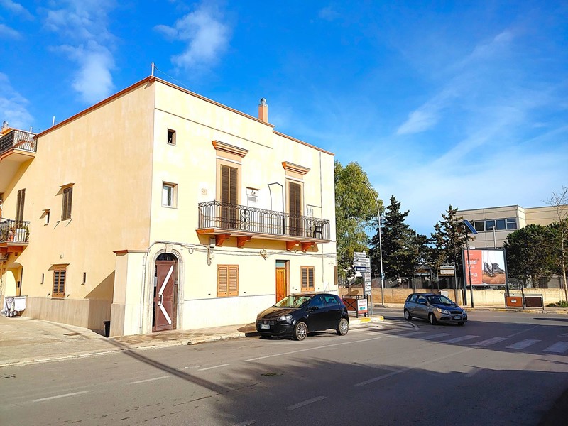 Casa Indipendente in Vendita a Monopoli, 240'000€, 130 m²