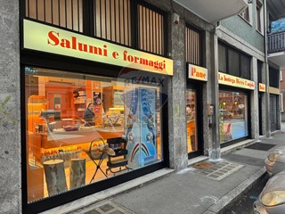 Attività commerciale in Vendita a Novate Milanese, 25'000€, 70 m²