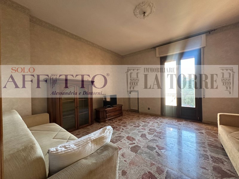 Quadrilocale in Vendita a Novi Ligure, 68'000€, 100 m²