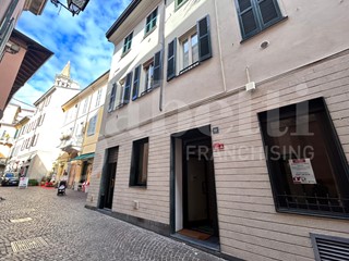 Negozio in Vendita a Lecco, 88'000€, 33 m²