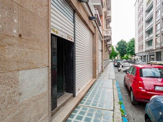 Immobile commerciale in Affitto a Torino, 1'950€, 90 m²