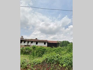 Appartamento in Vendita a Trofarello, 320'000€, 250 m²