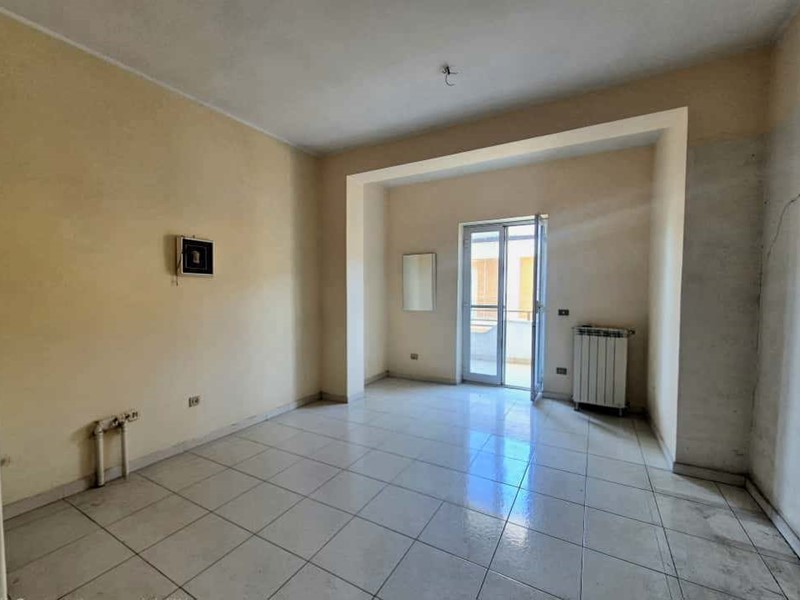Bilocale in Vendita a Caivano, 108'000€, 80 m²