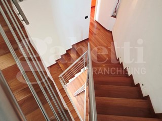 Appartamento in Vendita a Casarano, 188'000€, 200 m²