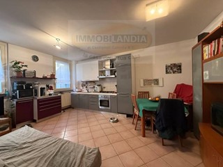 Bilocale in Vendita a Comazzo, 97'000€, 75 m²