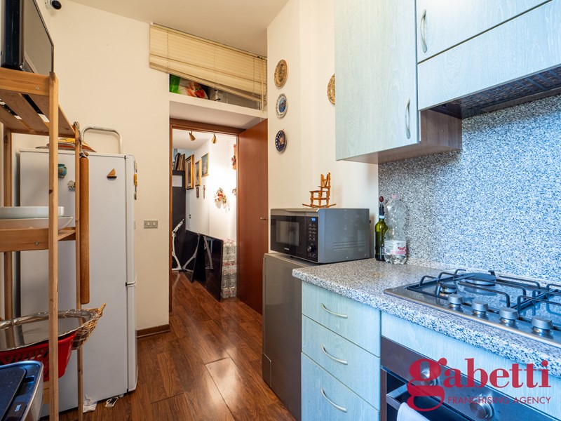 Trilocale in Vendita a Milano, 229'000€, 85 m², arredato