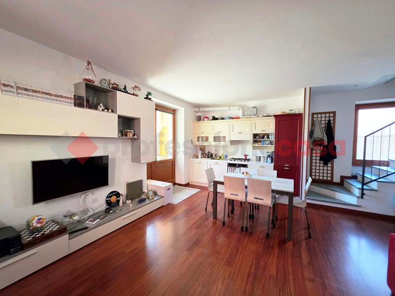 Bilocale in Vendita a Como, 149'000€, 70 m²