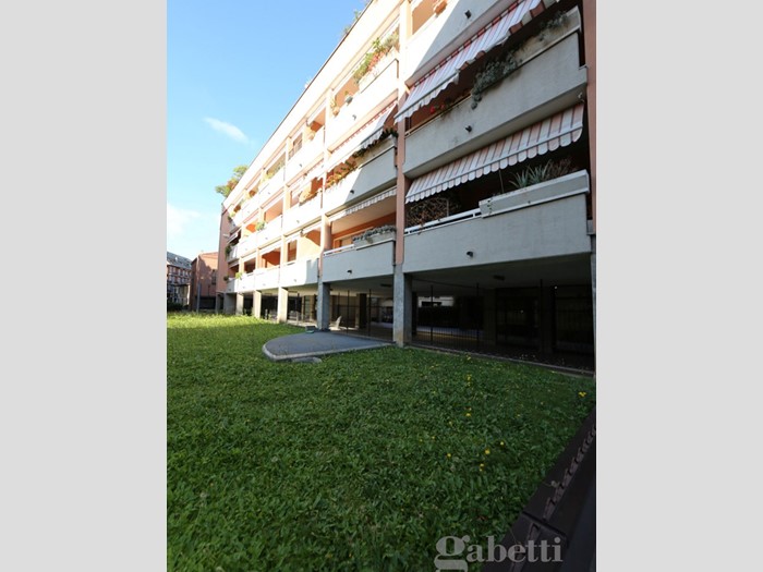 Quadrilocale in Vendita a Busto Arsizio, 325'000€, 130 m²
