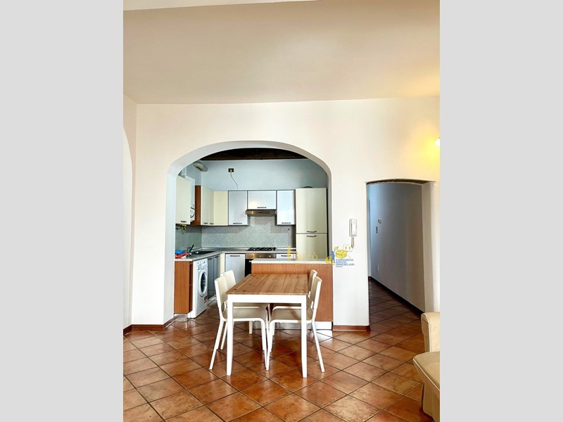 Bilocale in Affitto a Parma, 750€, 86 m², arredato