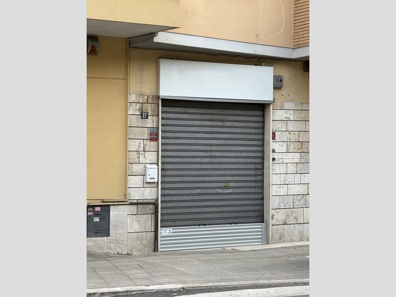 Immobile commerciale in Affitto a Monterotondo, 900€, 50 m²