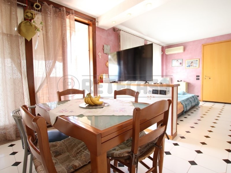 Appartamento in Vendita a Nanto, 175'000€, 154 m²