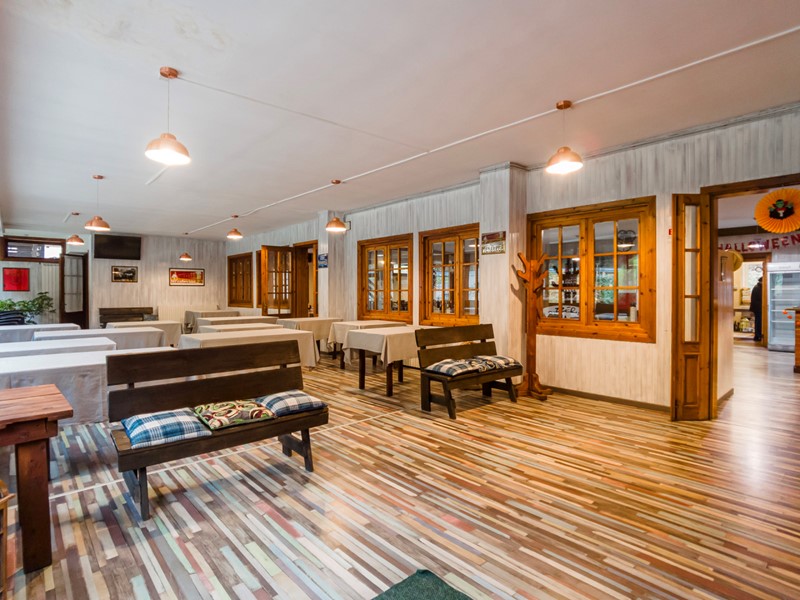 Attività commerciale in Vendita a Pessinetto, 650'000&euro;, 1800 m²