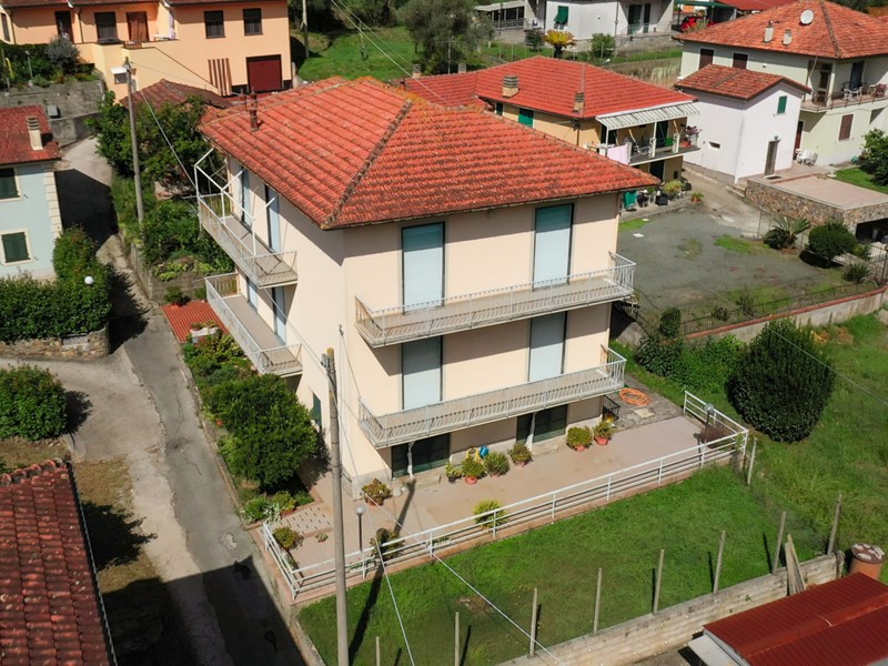 Quadrilocale in Vendita a Sestri Levante, zona comodo ai servizi, 250'000€, 130 m²