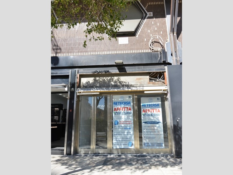 Immobile commerciale in Affitto a Messina, 1'800€, 102 m²
