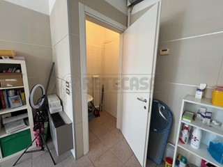 Immobile commerciale in Affitto a Cassola, 550€, 40 m²