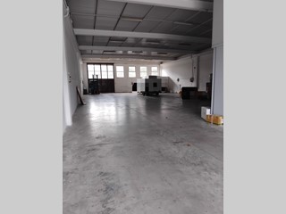 Laboratorio in Affitto a Magione, 2'100€, 500 m²