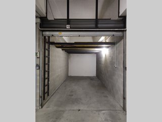 Box in Vendita a Torino, zona Via biscarra 6, 19'900€, 22 m²