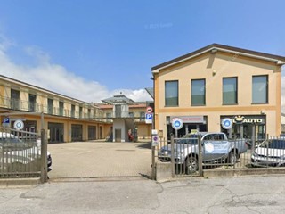 Capannone in Vendita a Busalla, 85'000€, 103 m²