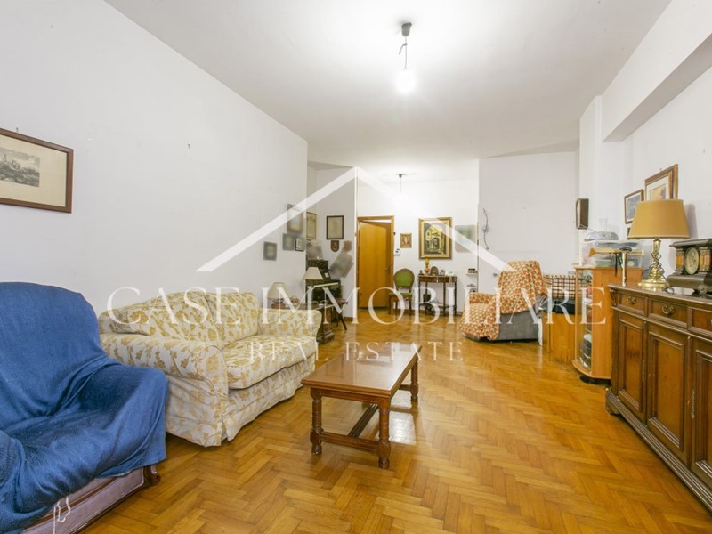 Quadrilocale in Vendita a Roma, 309'000&euro;, 120 m²