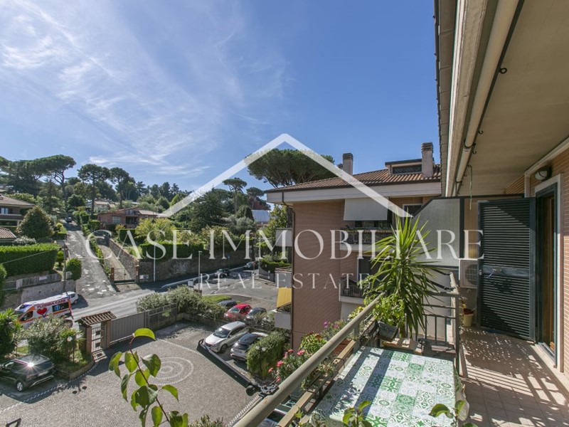 Quadrilocale in Vendita a Grottaferrata, 365'000&euro;, 106 m²