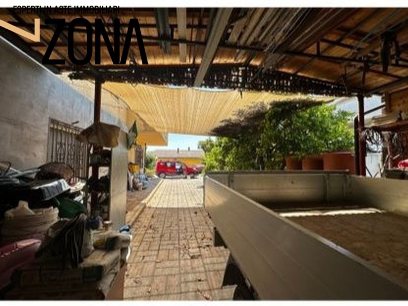 Quadrilocale in Vendita a Montesilvano, 114'075€, 182 m²